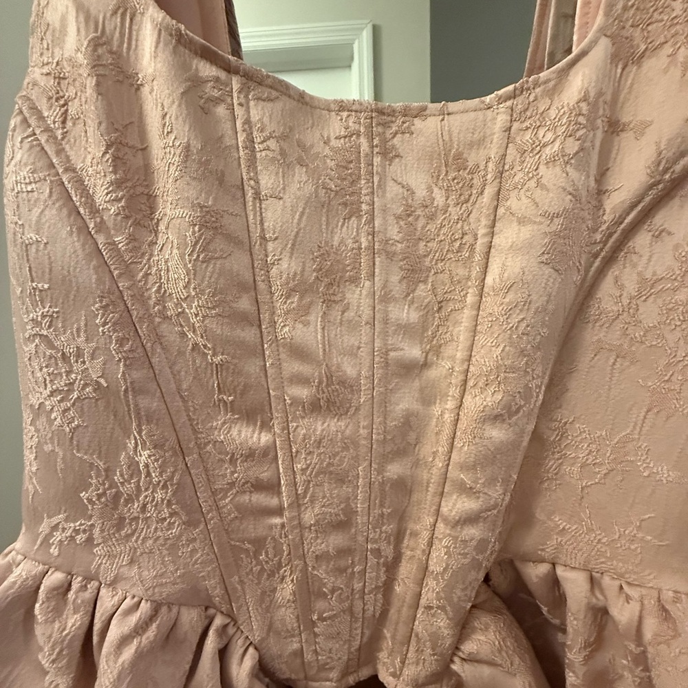 Chic Side Peplum Corset Top. Baby / light pink. New with Tags. - Picture 3 of 10